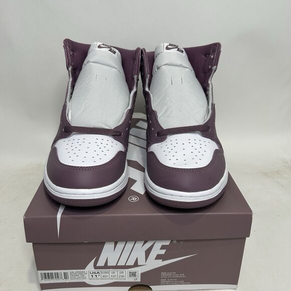 Nike Shoes Air Jordan 1 Retro High OG “Mauve” 2024 - Picture 2 of 5
